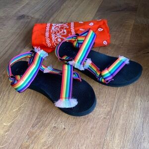 Arizona Love Womens Striped Trekky Fun Sandals Multi Colored Size 8 38 With Case